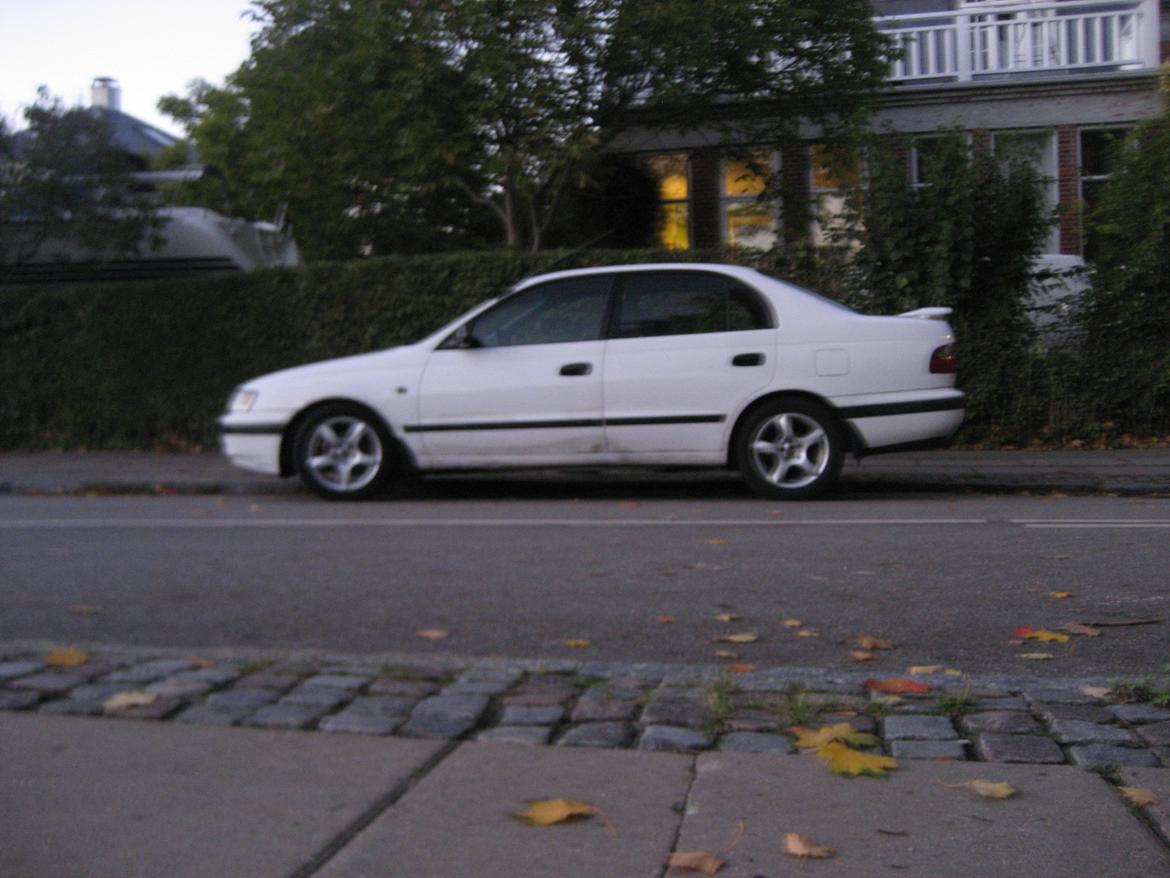 Toyota Carina E GLI billede 10