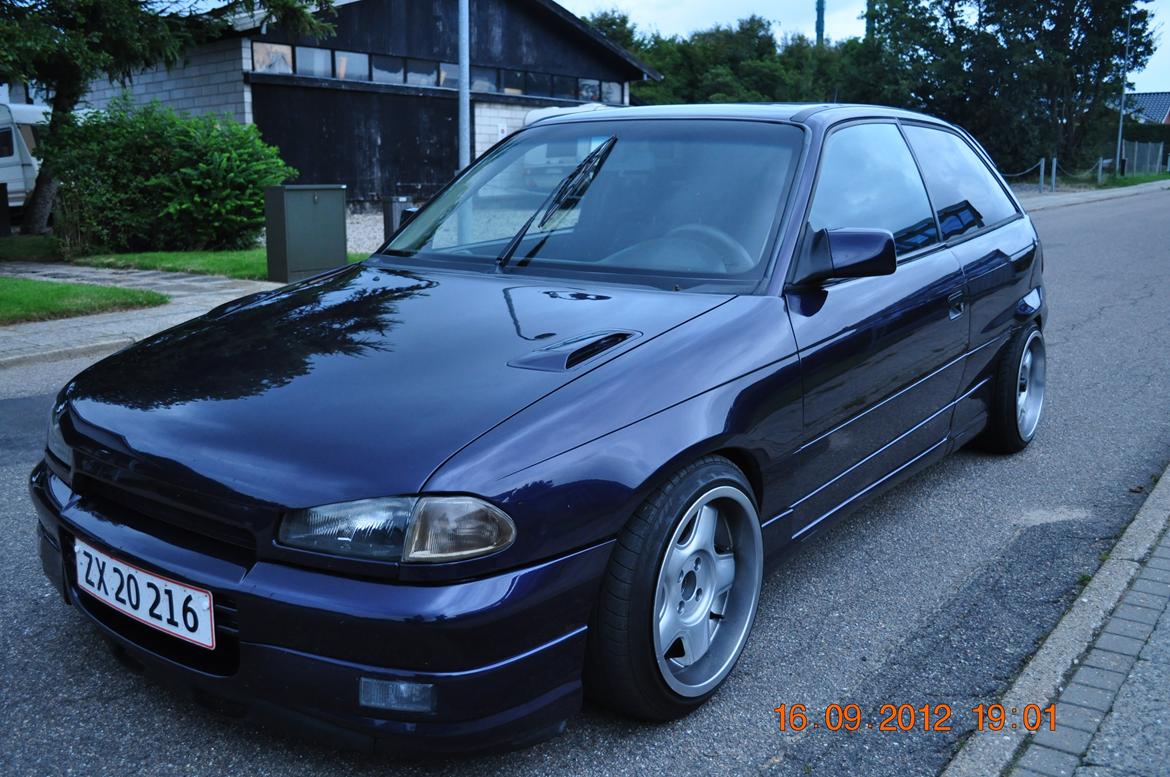Opel Astra 2.0 GSi 16V billede 4