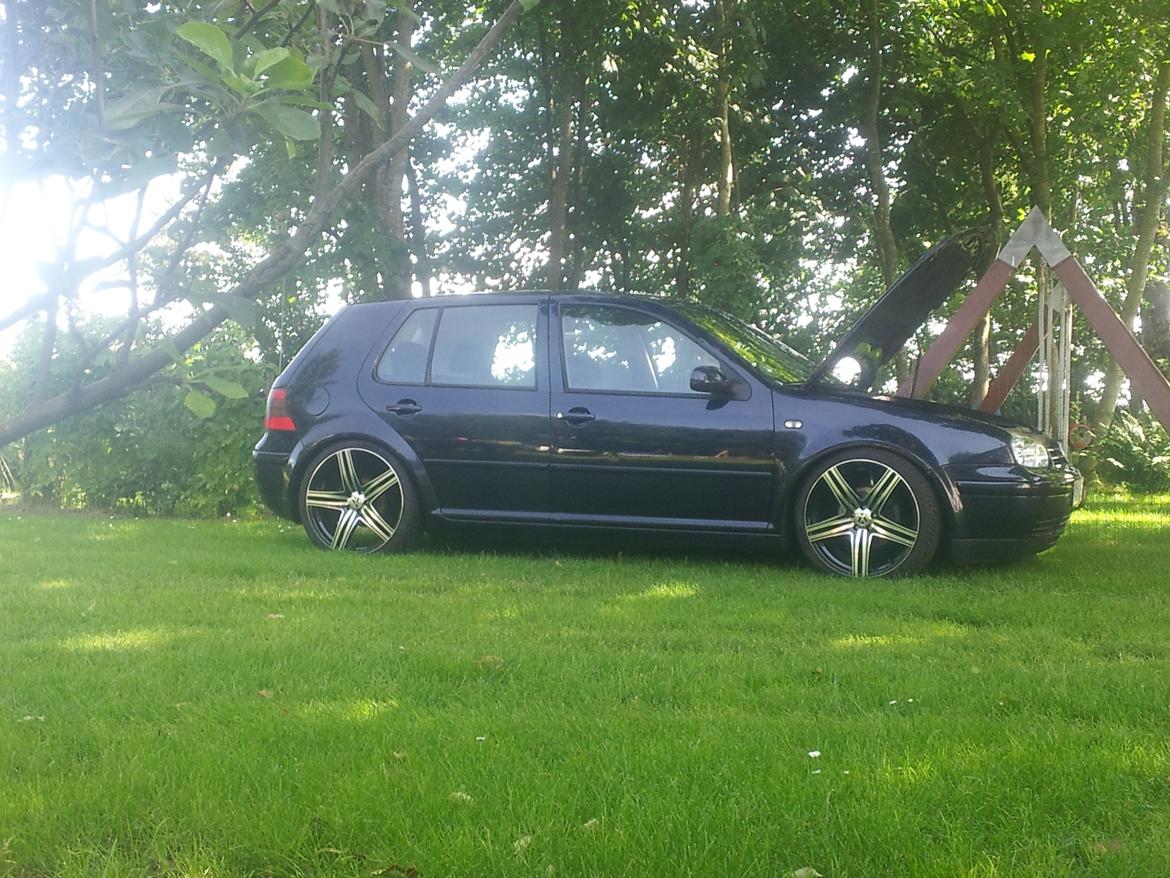 VW Golf 4 TDI Highline Solgt billede 4