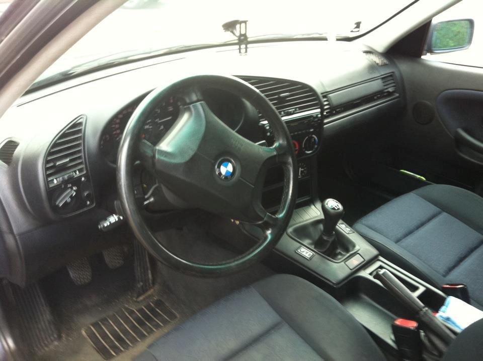 BMW 318i Touring billede 2