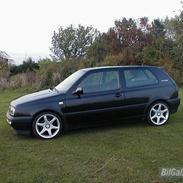 VW Golf Rolling stone