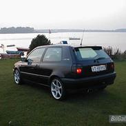 VW Golf Rolling stone