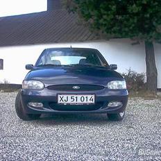 Ford escort 1,8 monaco