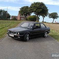 BMW 320 i