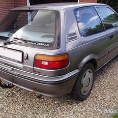 Toyota Corolla 1.3 Xli (solgt)