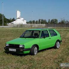 VW golf 1.3 cl(begravet)