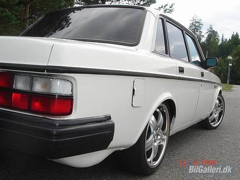 Volvo 240 GLE billede 3