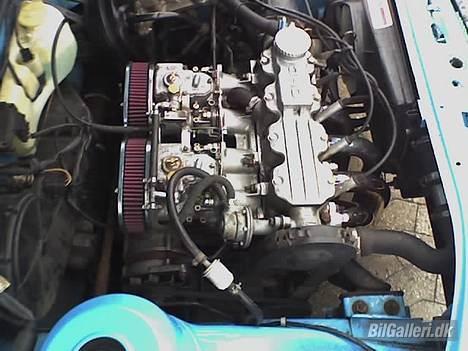 Opel Kadett D - 2stk. 40mm. Db. weber... og bananen :) billede 5