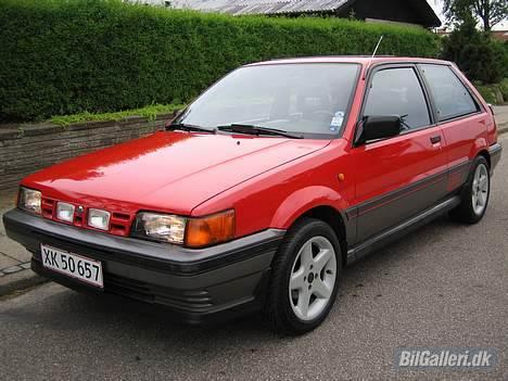 Nissan Sunny GTi Twin Cam billede 2