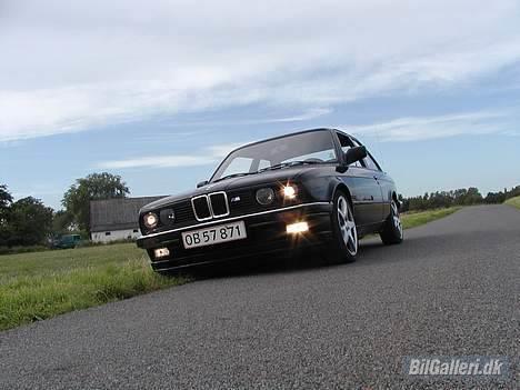 BMW 320 i billede 5