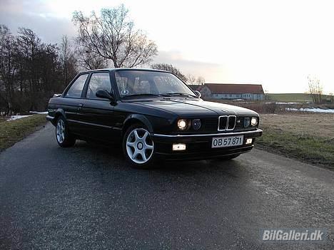 BMW 320 i billede 12