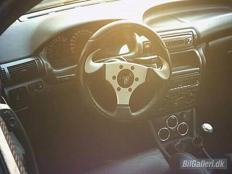 Opel .Astra f GSi 16v Turbo - Lidt af det indvendige, nu i en anden farve.. billede 2