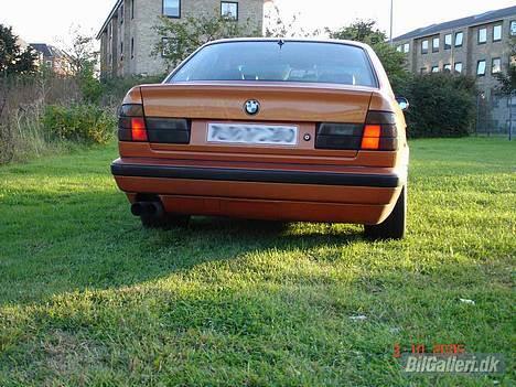 BMW 524 TD *SOLGT* billede 7