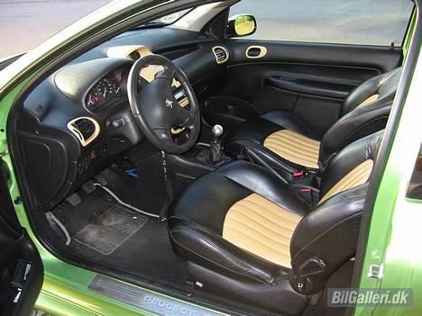 Peugeot 206 xs ! ! SOLGT ! ! - lækkert med noget ko i kabinen..... billede 2