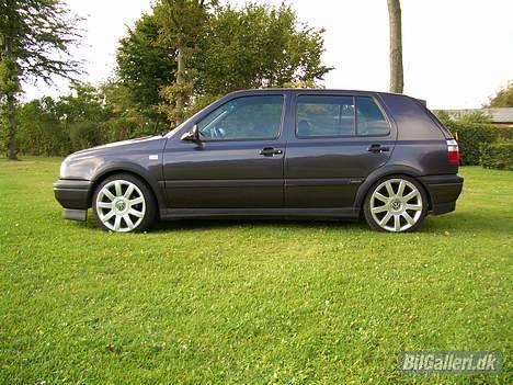 VW golf vr6 SOLGT billede 4