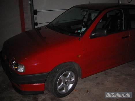 Seat Ibiza (Solgt) - lige et billede fra inden jeg fik den sænket, fandme fri højde som en firehjulstrækker billede 9