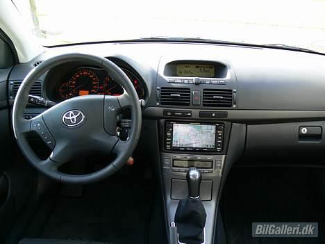 Toyota Avensis 2,0 SOL billede 3