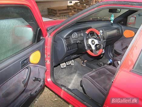 Ford Escort (SOLGT) - Kabinen billede 2