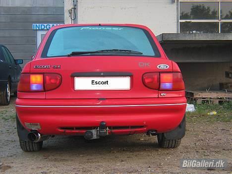 Ford Escort (SOLGT) - Bagende billede 4