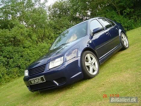 VW Bora "SOLD 7/7-06" billede 2