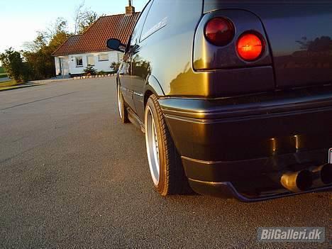 VW Golf III 1,8  Solgt billede 17