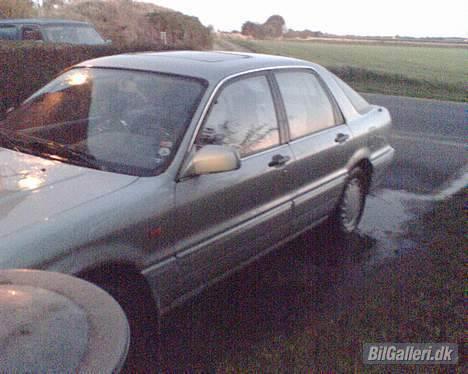 Mitsubishi Galant GLSI LTD *R.I.P* - Det var så den sænkning vi kom fra.. :P billede 5