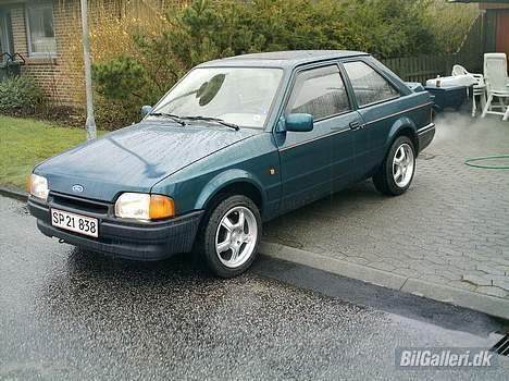 Ford Escort CL SOLGT billede 17