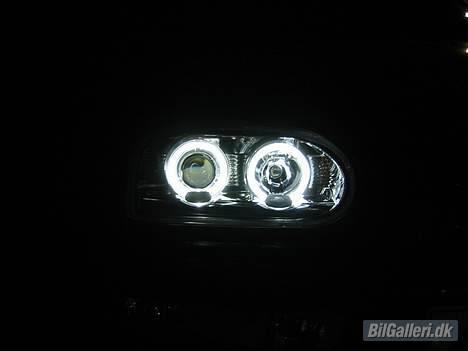 VW Golf VR6 Syncro *SOLGT* - Så kom der nye lygter på. Hella Celis billede 14