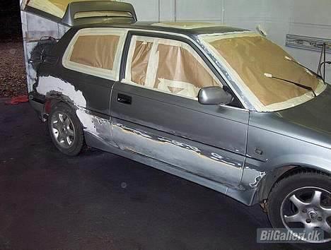 Toyota Corolla **SOLGT** - sidste klargøring før maler billede 5