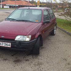 Ford Fiesta Mk3 1.3i Supreme solgt!