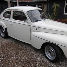 Volvo PV 544