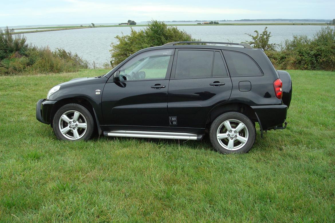 Toyota Rav4 2,0 D4D Wave billede 1