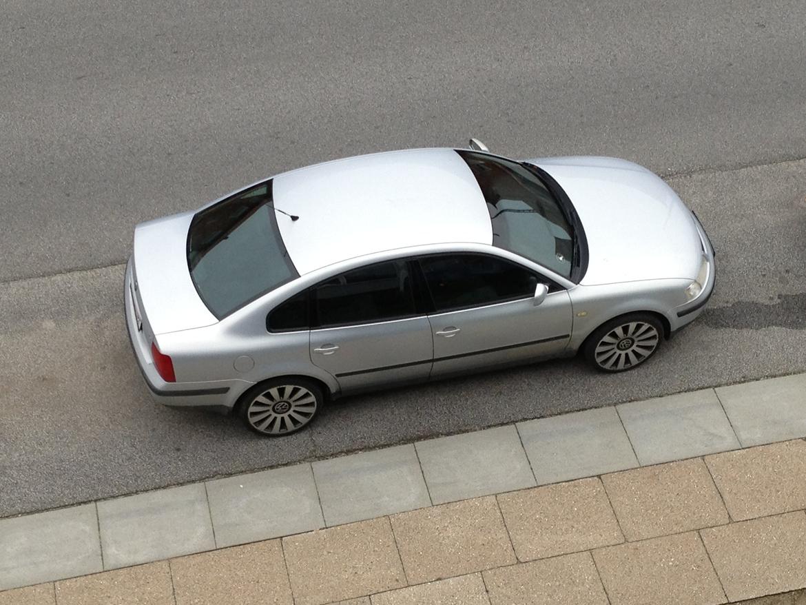 VW Passat 3B 1,8 20v "SOLGT" billede 1