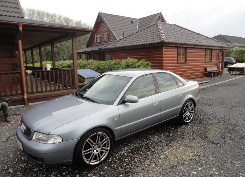Audi A4 1.8T (std 180hk) billede 3