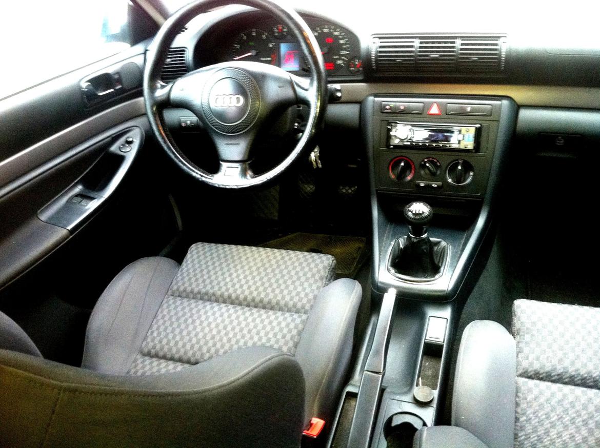 Audi A4 1.8T (std 180hk) billede 11