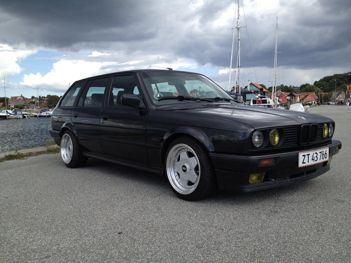 BMW E30 325i touring - solgt billede 5