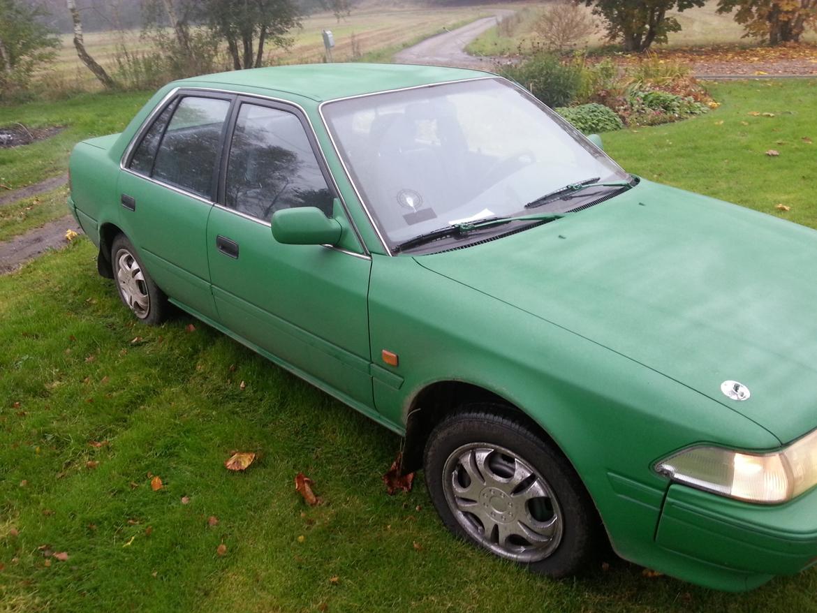 Toyota carina 2,0 billede 4