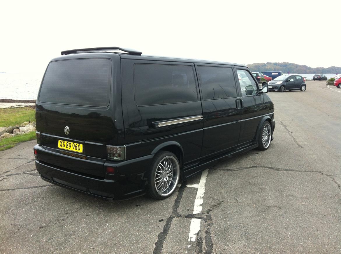 VW Transporter2,5 TDI billede 3