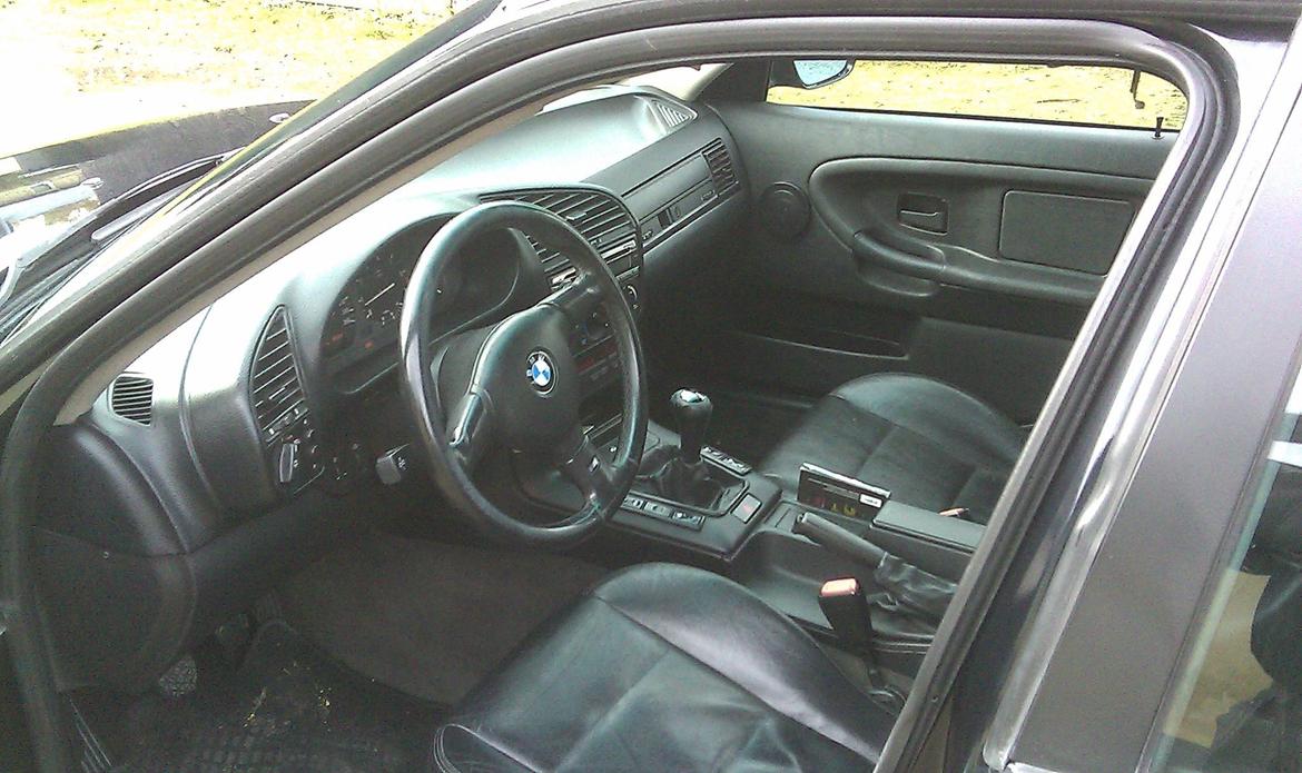 BMW 325i billede 4