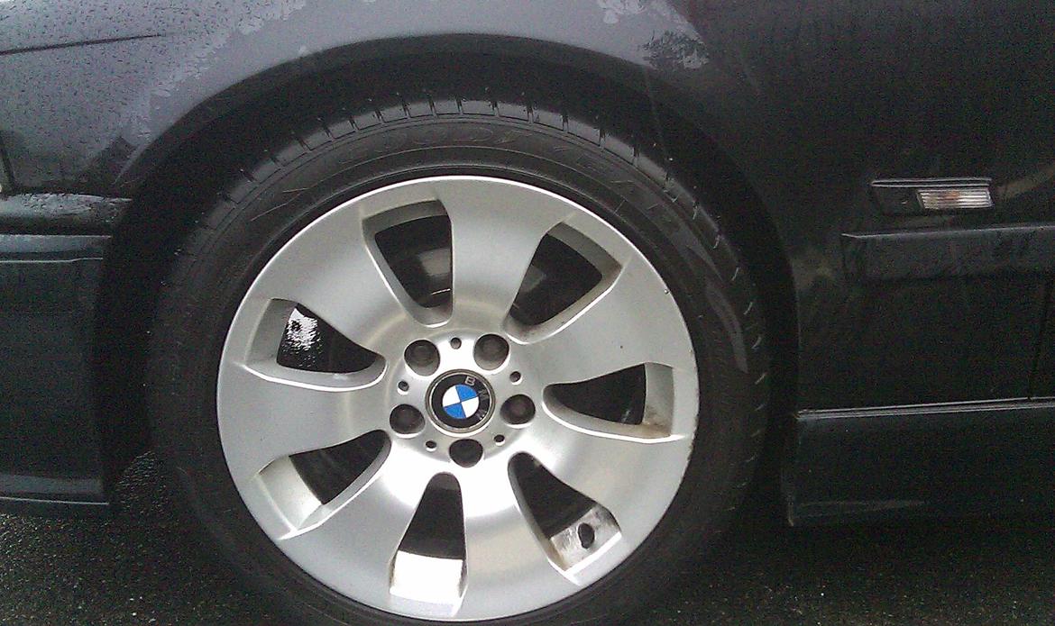 BMW 325i billede 13