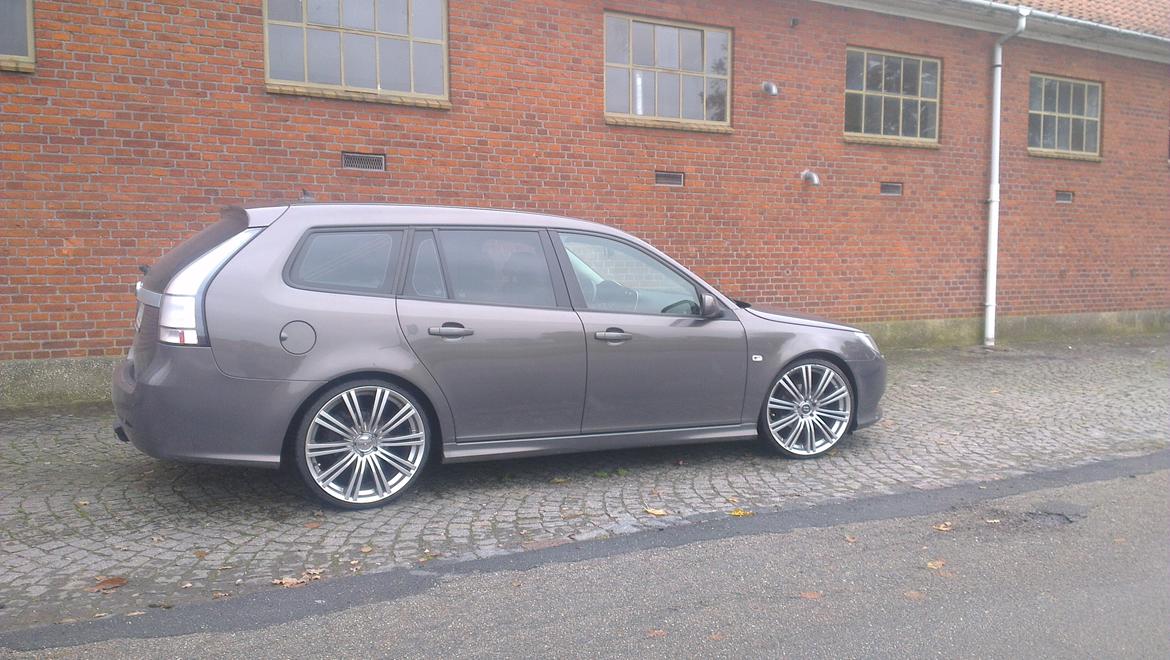 Saab 9-3 2.0t Sportcombi billede 2