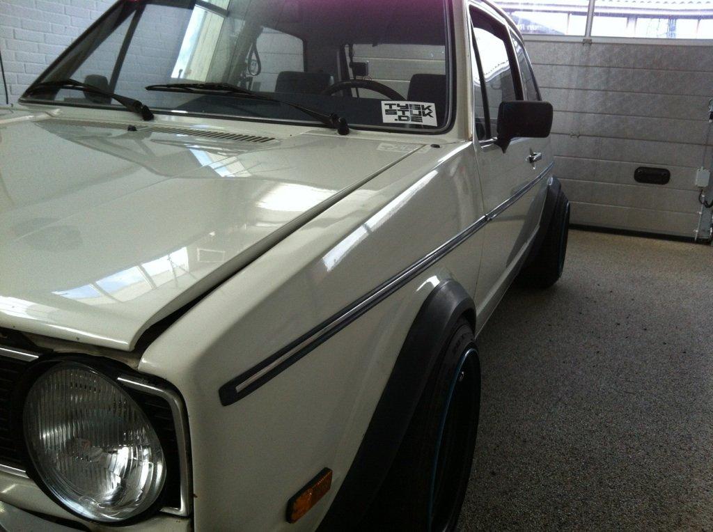 VW Golf 1 1,6 aut. - Nypoleret. Det pyntede. billede 2