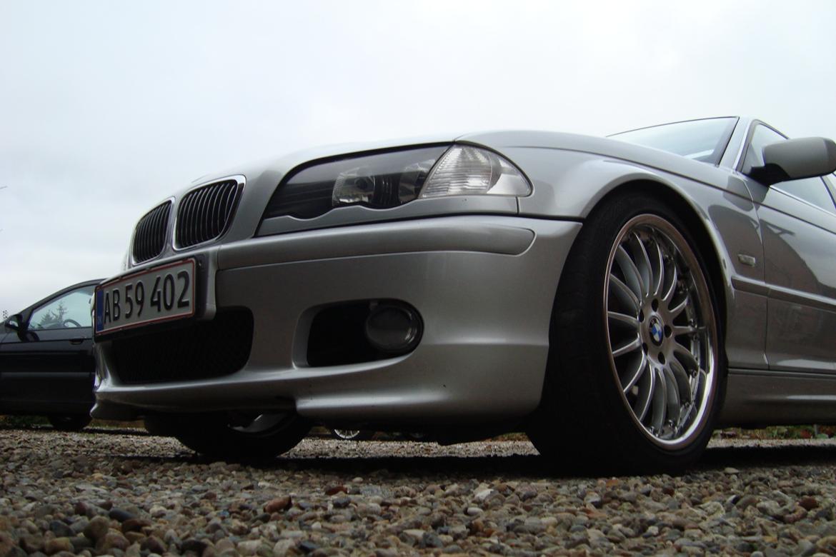 BMW E46 320i billede 1