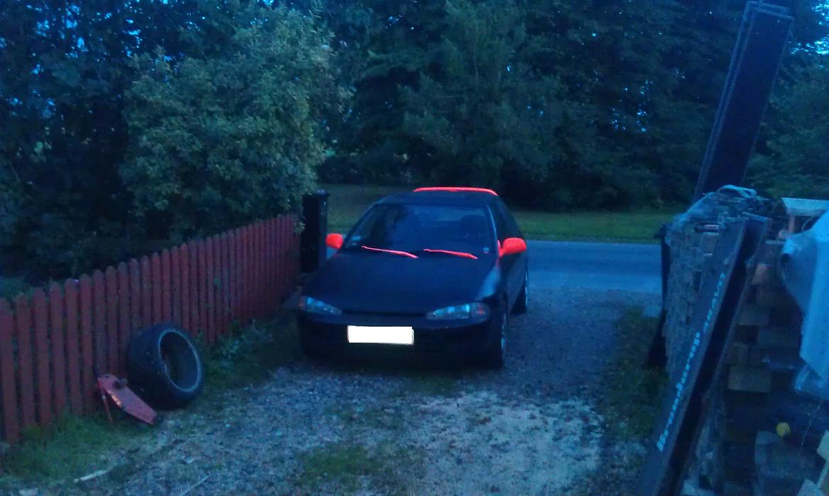 Mitsubishi Colt GTI (BLACK'n'ORANGE) projekt - Lige inden den blev kørt i hi :) billede 17