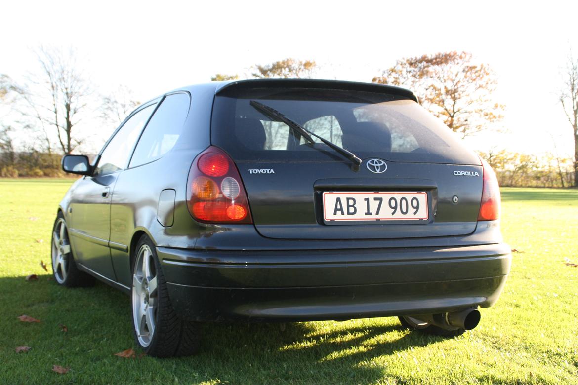 Toyota Corolla 1.3 E11 G6 (Solgt) billede 3