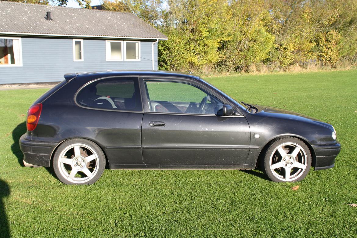 Toyota Corolla 1.3 E11 G6 (Solgt) billede 5