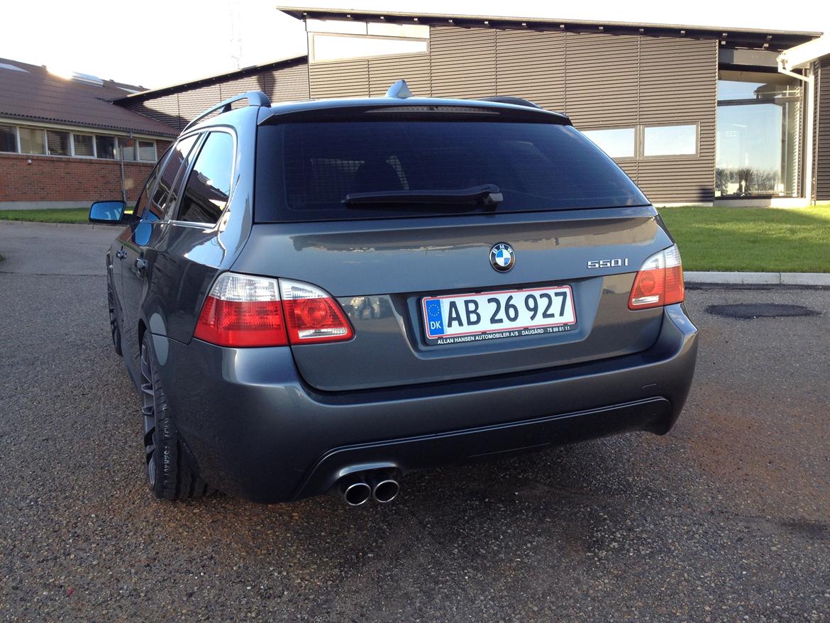 BMW E61 550i touring billede 8