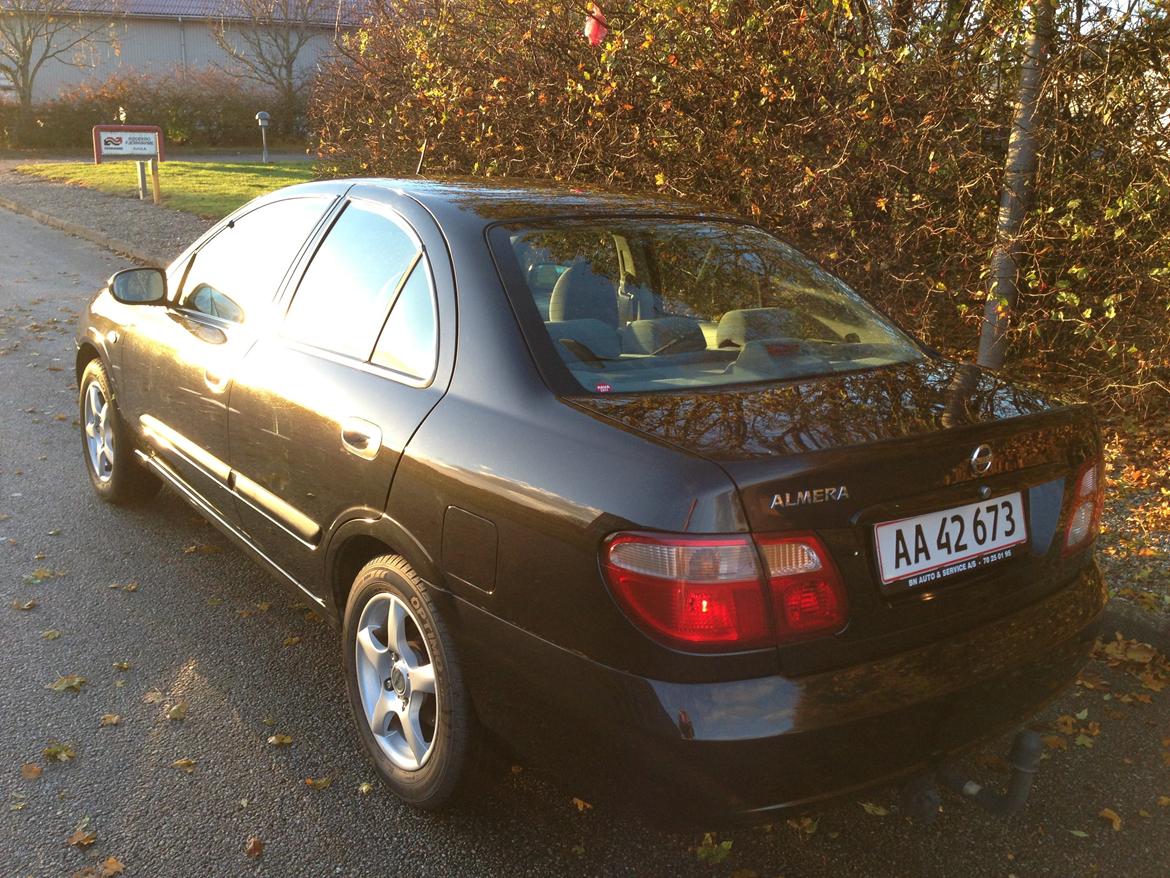 Nissan Almera 1,5 Ace billede 10