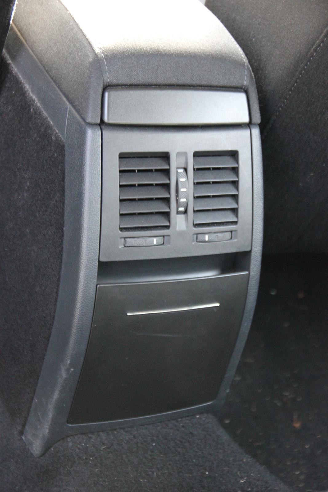 Skoda Octavia Elegance (SOLGT) - Jumbobox med køl,dyser  og lille opbevaringsrum billede 8