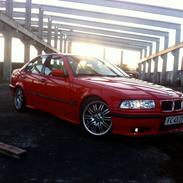 BMW 325i vanos solgt